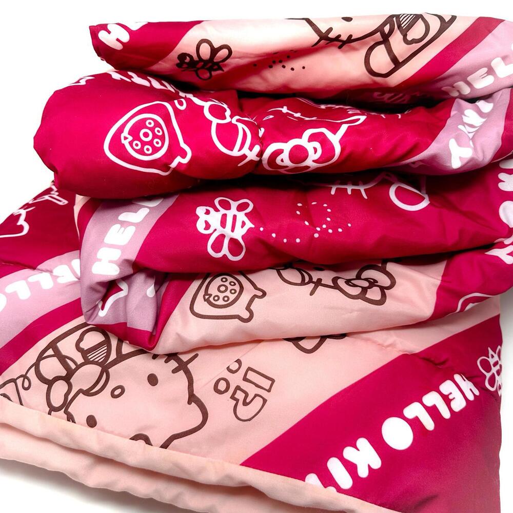 Sanrio Hello Kitty Twin Comforter Pink Bedding 2010 Kitty Cat on Phone & Reading